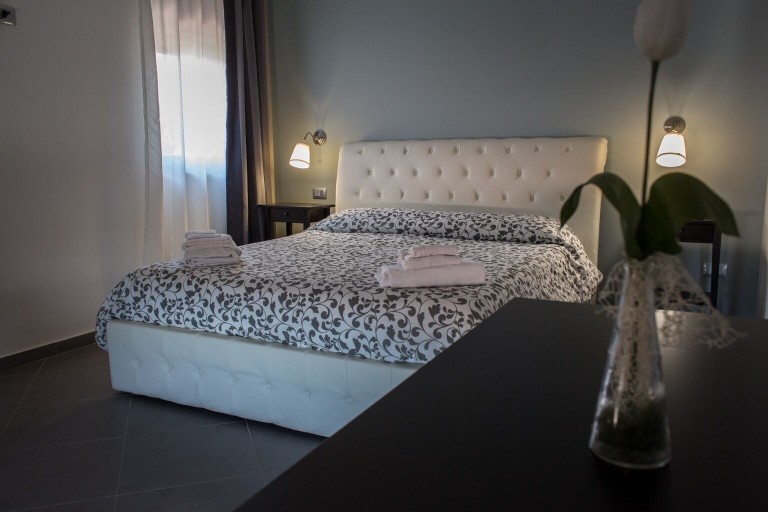 Bedroom 3, Hotel La Cavalera, Syracuse