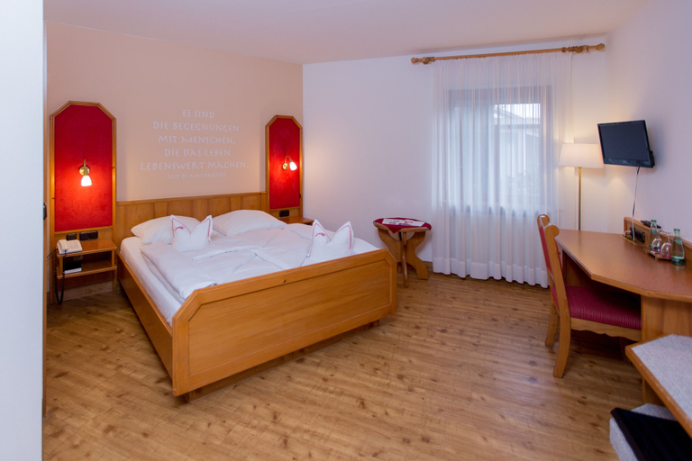 Bedroom 3, Hotel Fränkischer Hof GmbH, Hof