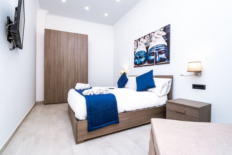 Bedroom 5, Palazzo Settembrini 49, Napoli