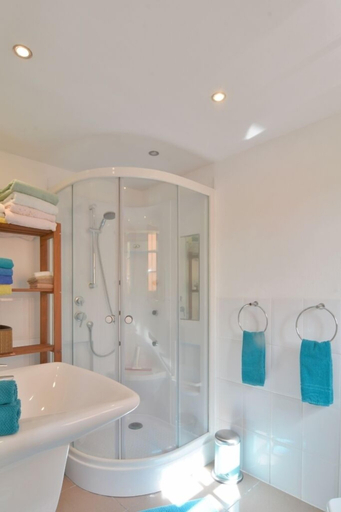 Bathroom 3, Mallorca traditional stone village house, Baleares