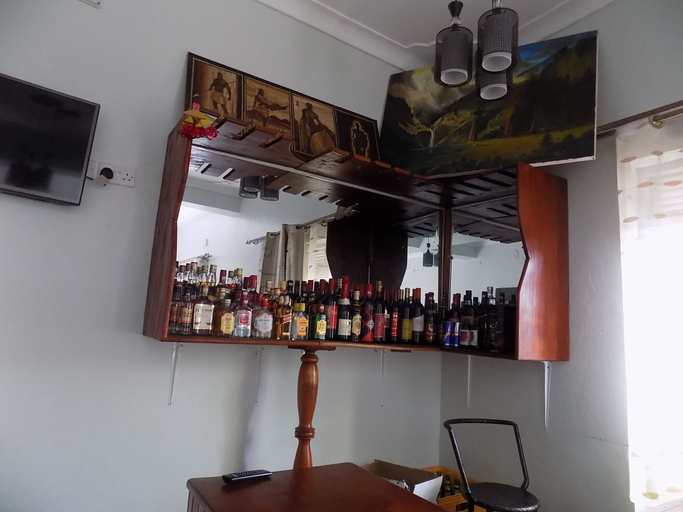Food & Drinks 4, Relief Motel, Fort Portal