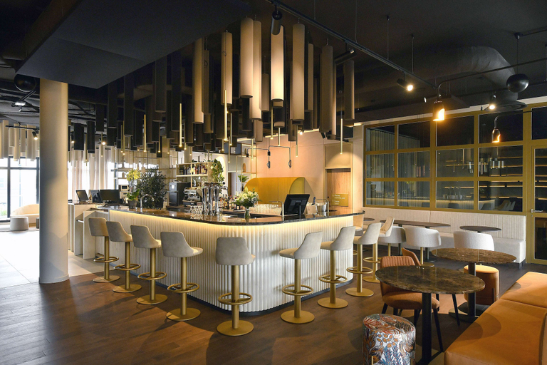 Food & Drinks 2, Golden Tulip Reims, Marne