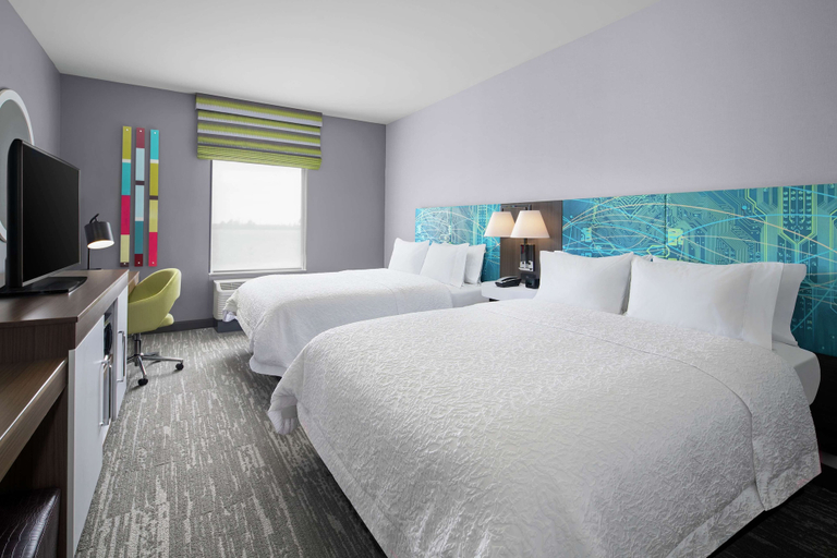 Bedroom 3, Hampton Inn Sikeston, New Madrid
