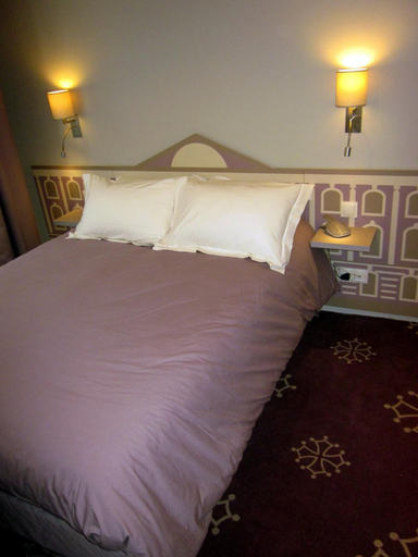 Bedroom 3, Ours Blanc-Wilson, Haute-Garonne