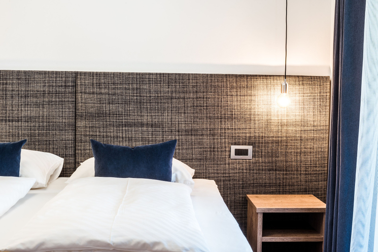 Bedroom 4, Linder Cycling Hotel, Bolzano