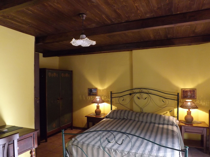 Bedroom 3, Albergo Diffuso Borgo Santa Caterina "Quartiere Ebraico", Catania