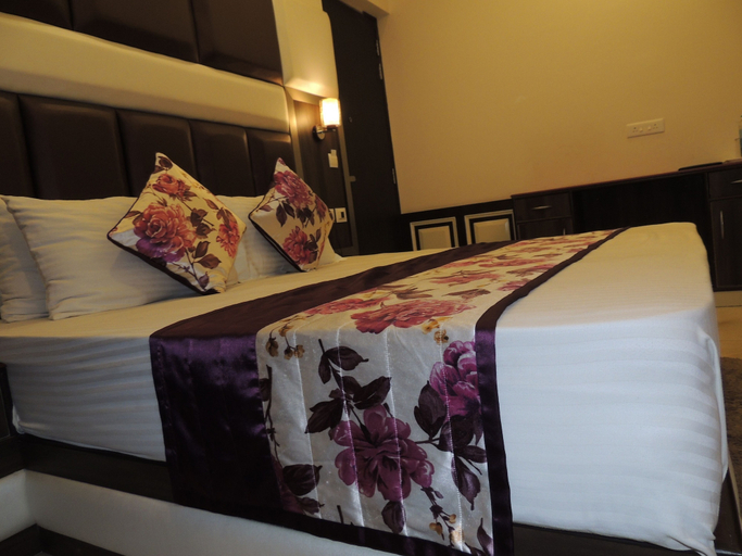 Bedroom 2, Wood Stock, Solan