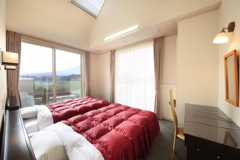 Bedroom 2, Kawaguchiko Urban Resort Villa, Fujikawaguchiko
