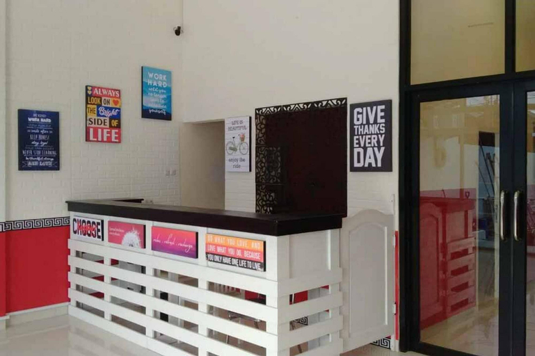 Public Area 3, RedDoorz @ Sindangbarang Bogor, Bogor