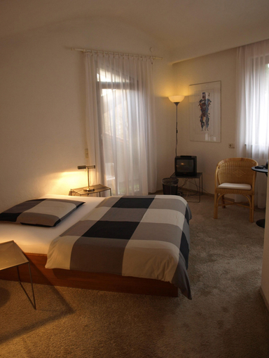 Bedroom 2, L'Auberge, Rhein-Neckar-Kreis