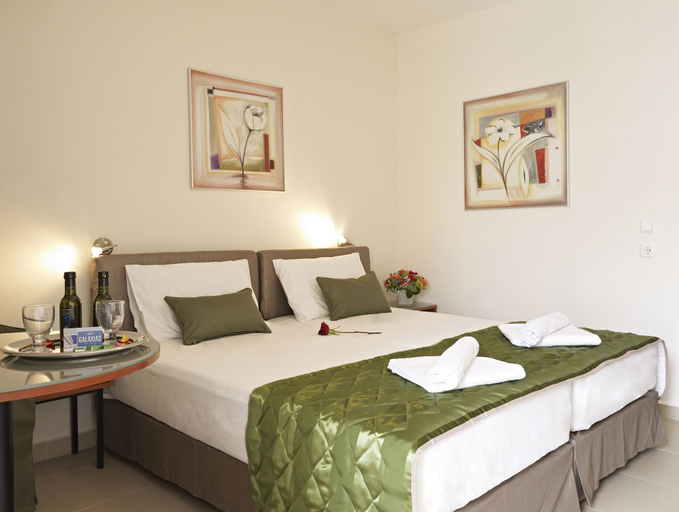Bedroom 3, Hotel Galaxias, South Aegean