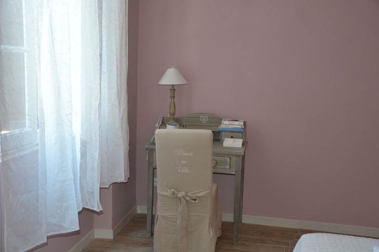 Others 5, Affittacamere Casa Danè, La Spezia