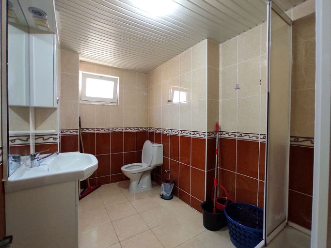 Bathroom 4, 07 Kestel Apartments, Alanya