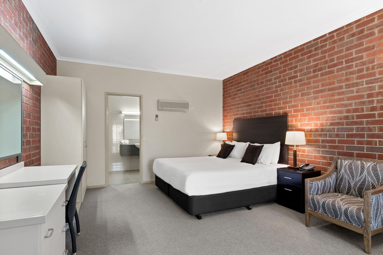 Bedroom 4, Burke And Wills Motor Inn Swan Hill, Swan Hill - Central
