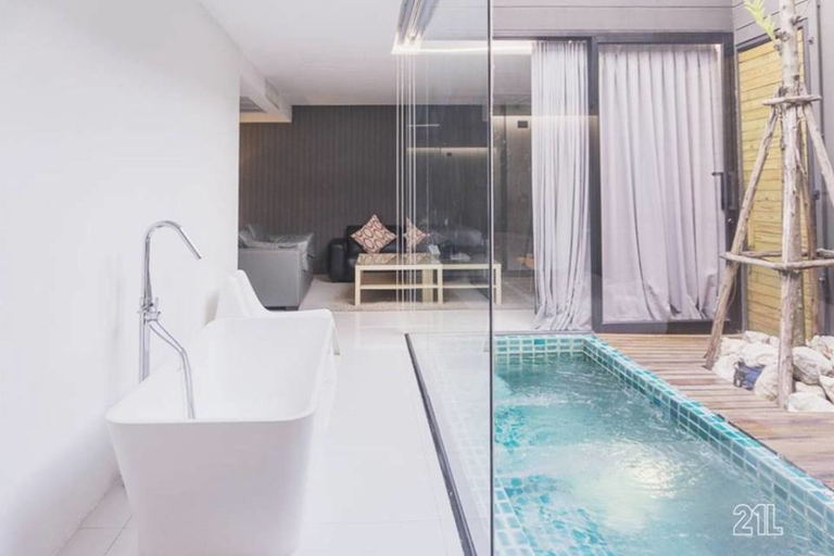 Bathroom 5, Q Residences, Bang Kruai