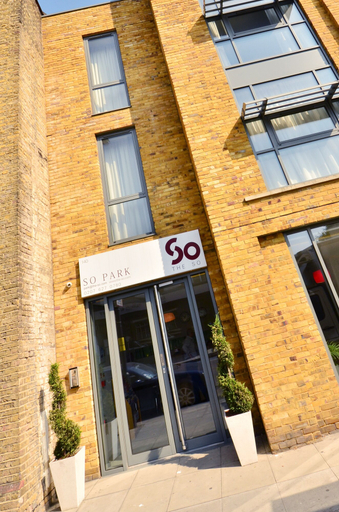 Exterior & Views 2, Axiom Park Hotel, London