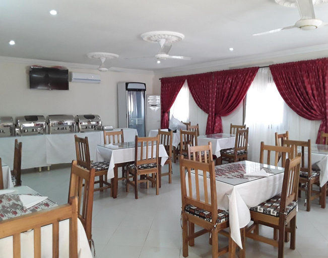 Food & Drinks 5, Sarada Lodge Hotel, Kadiogo