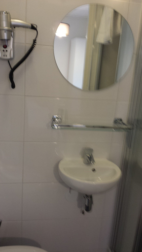 Bathroom 3, Hotel Victorie, Amsterdam