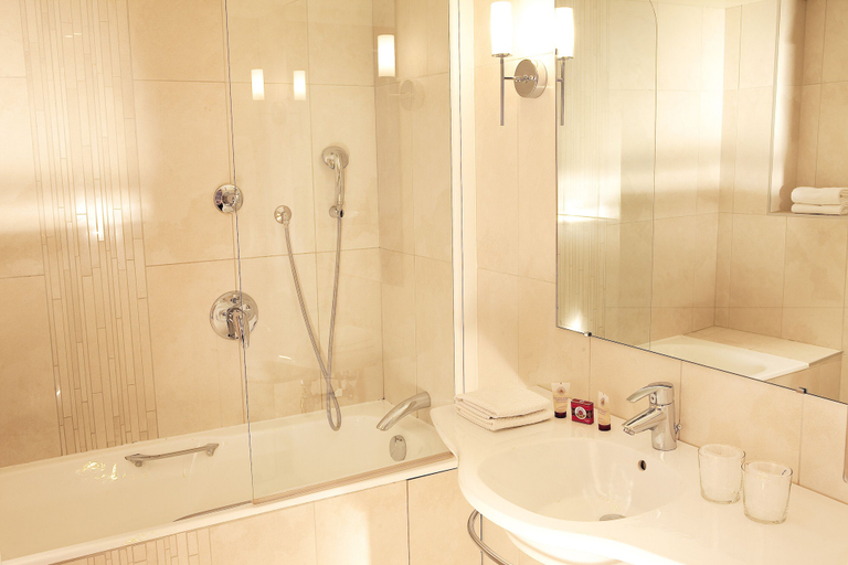 Bathroom 4, Hôtel Alison, Paris