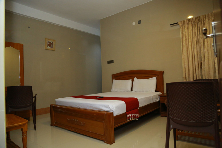 Bedroom 3, Hotel Sivas Regency, Theni