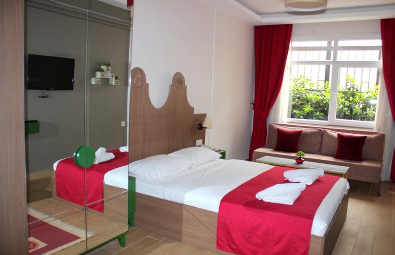 Bedroom 4, Almond Hill Apart, Beyoğlu