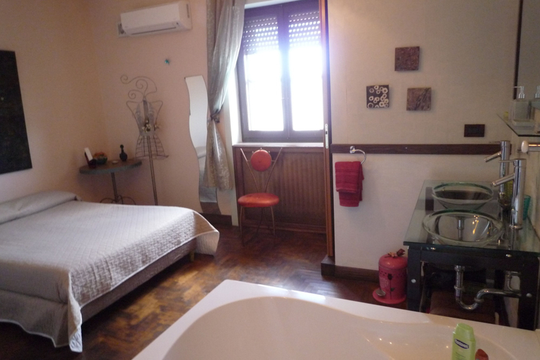 Bedroom 3, Otranto mon amour, Lecce