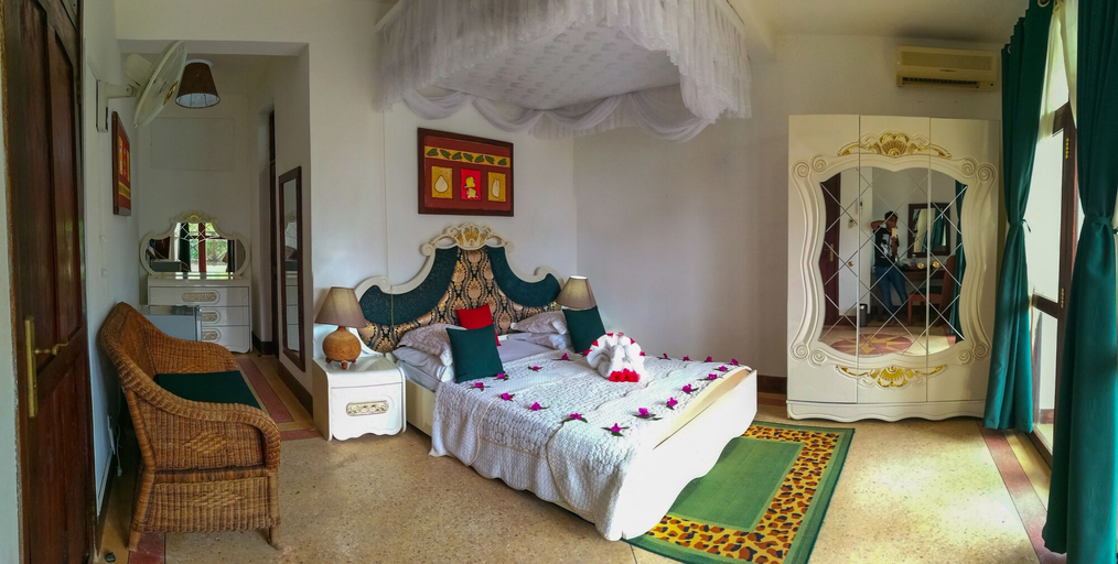 Bedroom 3, African Sun Sea Beach Resort & Spa, Kusini