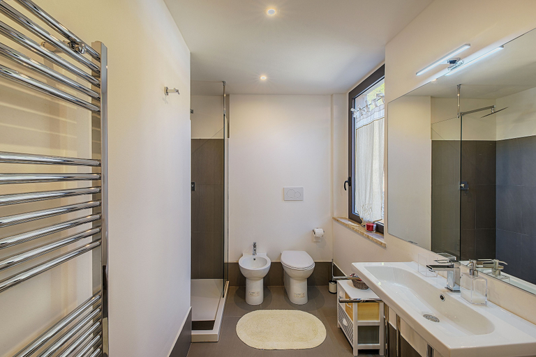 Bathroom 4, Siena Vip, Siena