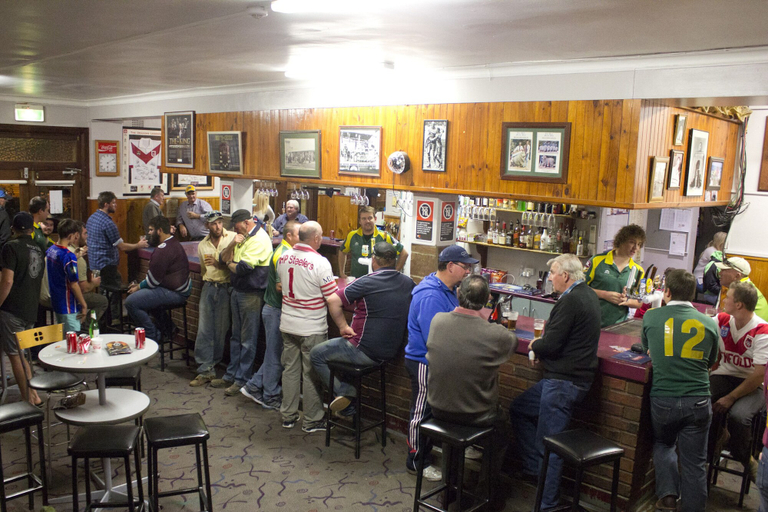 Food & Drinks 4, Court House Hotel, Boorowa