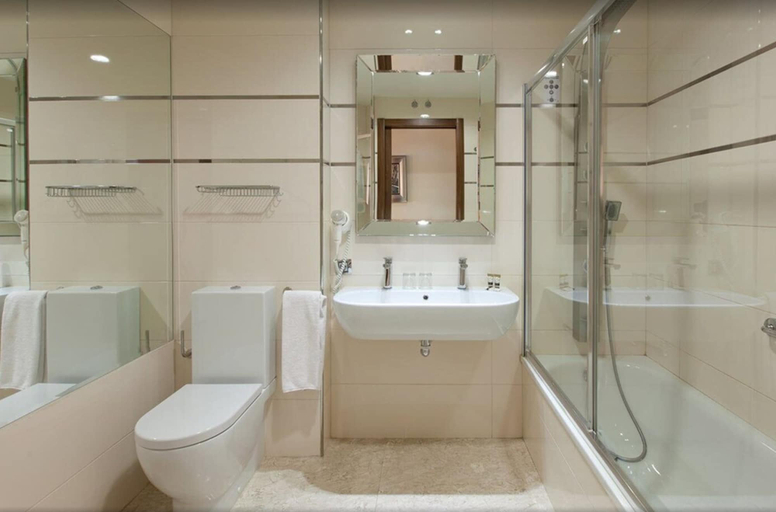 Bathroom 4, Gran Hotel Corona Sol, Salamanca