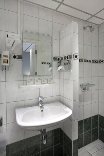 Bathroom 4, Hotel Luxer, Amsterdam