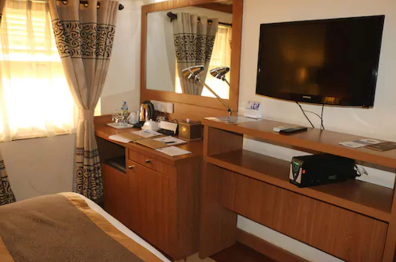 Bedroom 4, Ibeto Hotels, AbujaMun