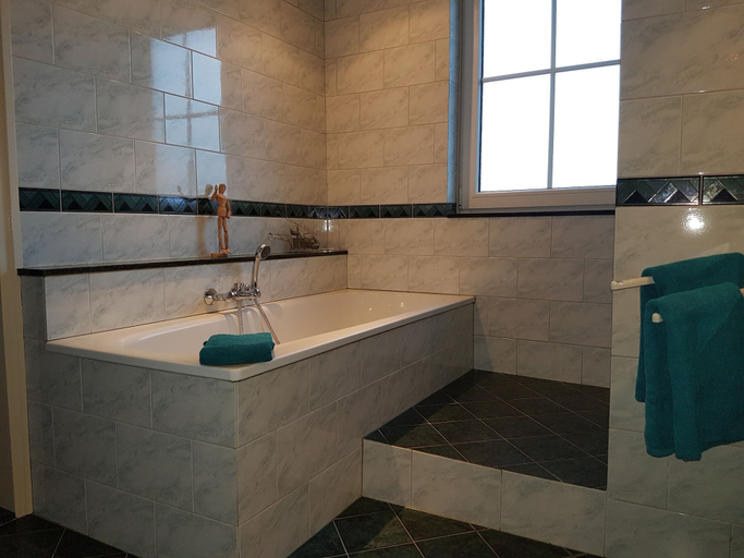 Bathroom 3, Aan de Waterspiegel, Veere