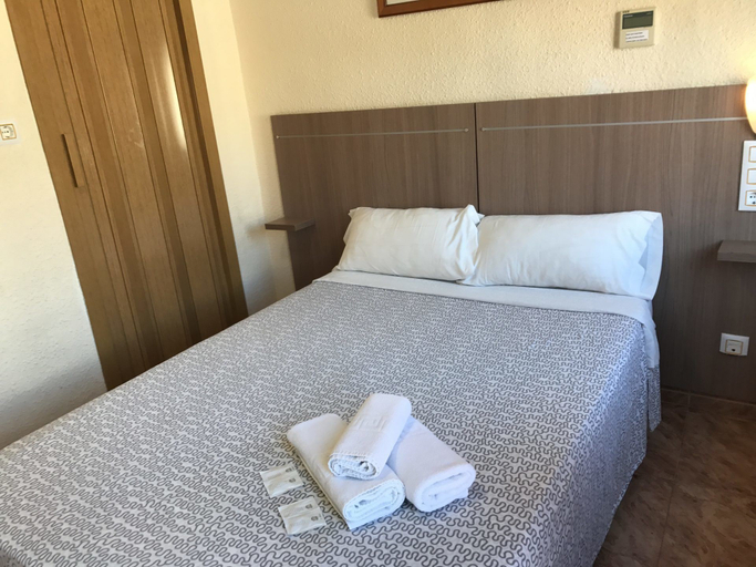 Bedroom 5, Hotel Santa Ana, Alicante