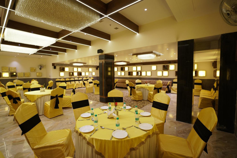 Food & Drinks 5, Hotel Indo Prime, Jaipur