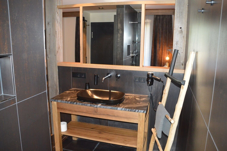 Bathroom 3, Hotel Herz3, Zell am See