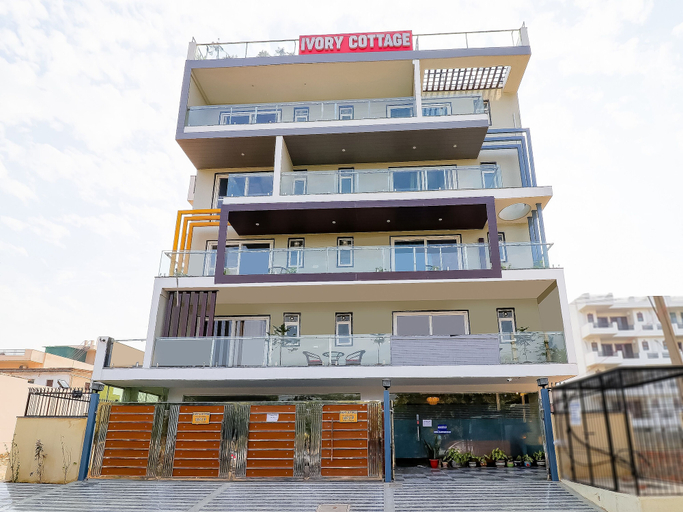 Exterior & Views 2, Treebo Rejoice 52 - 3km From Huda City Metro Station, Gurgaon