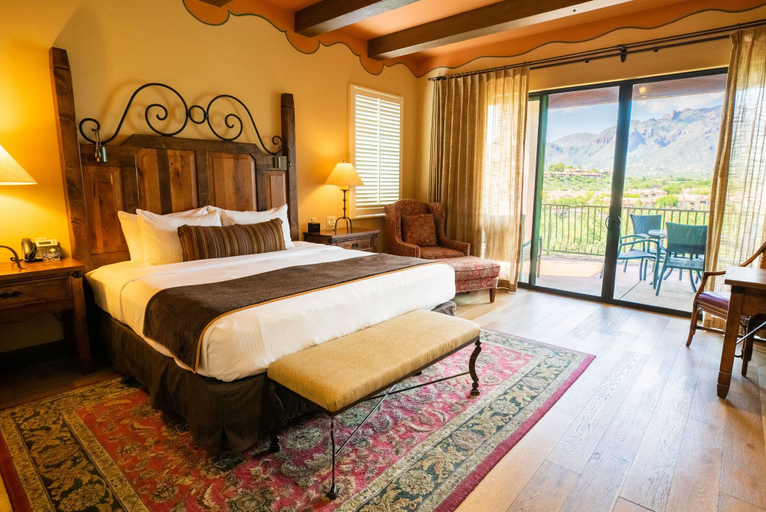 Bedroom 3, Hacienda Del Sol Guest Ranch Resort, Pima