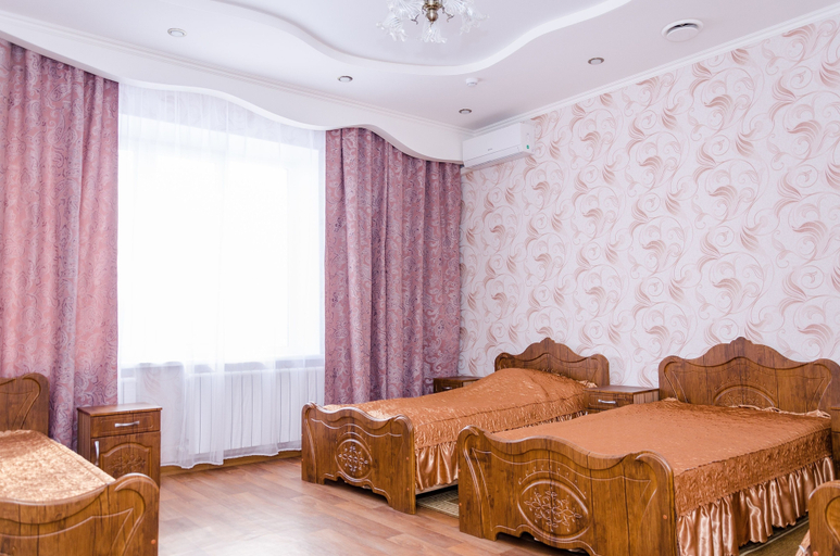 Others 3, Hotel Effes, Liski