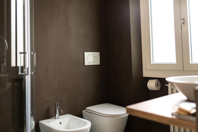 Bathroom 5, Hotel Conca D'Oro, Verona