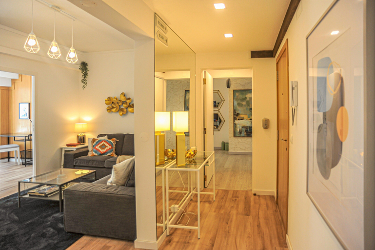 Others 3, My Fair Lisbon -modern flat with elevator in central Lisbon, Lisbon