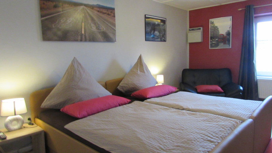 Bedroom 2, Eifel Quartier Em Garstüffje, Euskirchen