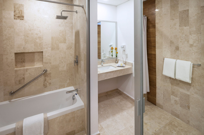 Bathroom 5, Villa Varadero, Puerto Vallarta