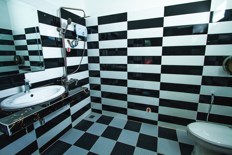 Bathroom, Sleep Pod Hostel, Siem Reap
