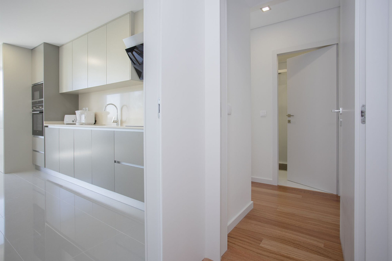 Others 4, Liiiving in Porto - Luxury River View Apartment I, Gondomar