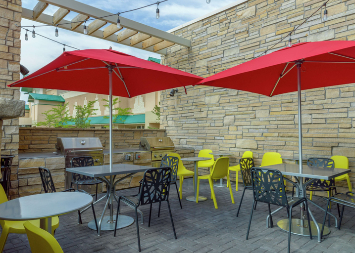 Food & Drinks 4, Home2 Suites by Hilton Fort Collins, Larimer
