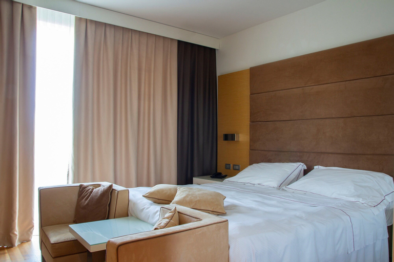 Bedroom 4, Pisa Tower Plaza, Pisa