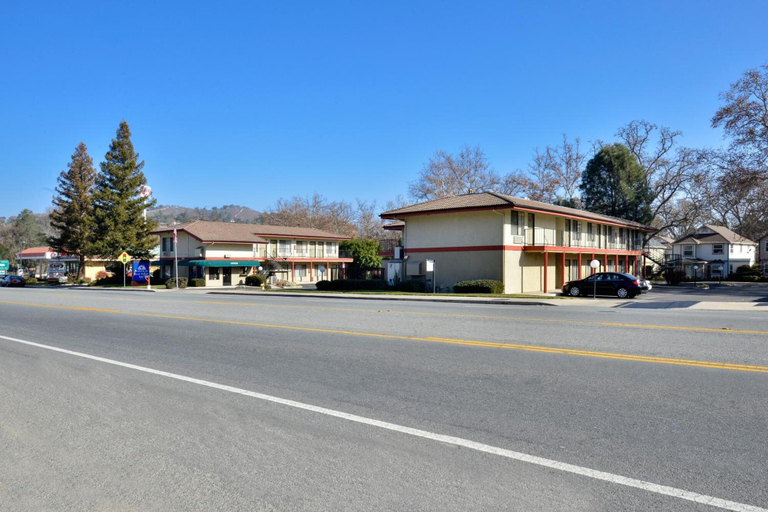 Others 5, Atascadero Inn, San Luis Obispo