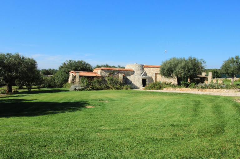 Exterior & Views 2, Piperita Lovely Trullo, Lecce