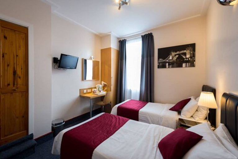 Bedroom 5, Adria Hotel, London